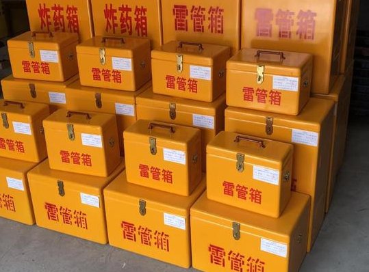 凌海玻璃钢雷管箱的使用寿命一般是多少？